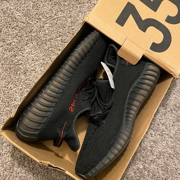 YEEZY Boost V2 Bred size 12.5 main image 10